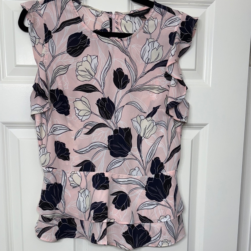 NWOT Floral Pink and Black Women's Top